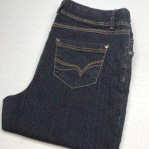 LIKE NEW DC STRETCH SAVVY DENIM CAPRIS 14/32x18 ⭐️